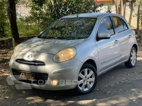 NISSAN MARCH 1.6 SV 16V 4 portas
