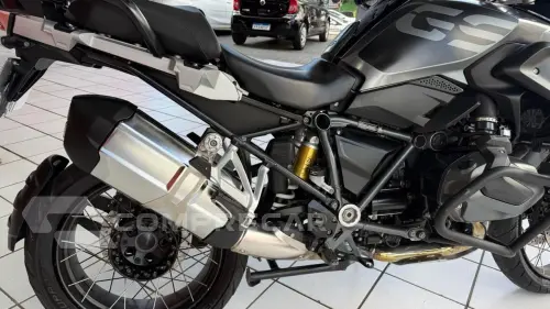 BMW R 1250 GS TRIPLE BLACK