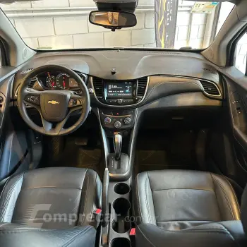 TRACKER 1.4 16V Turbo LT