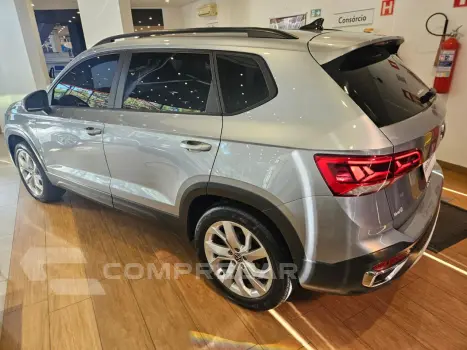 Taos 1.4 16V 4P FLEX 250 TSI COMFORTLINE AUTOMÁTICO