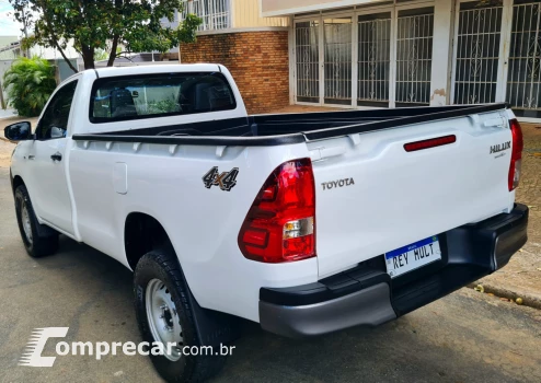 HILUX 2.4 4X4 8V