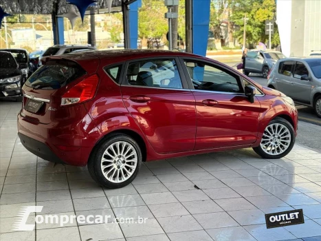 FIESTA 1.6 TITANIUM HATCH 16V FLEX 4P POWERSHIFT