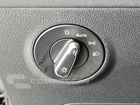 TAOS 1.4 250 TSI TOTAL FLEX HIGHLINE AUTOMÁTICO