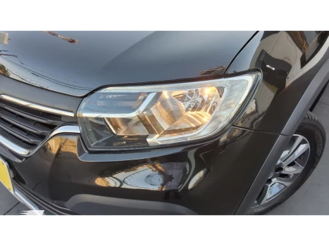 SANDERO 1.6 16V SCE FLEX STEPWAY ICONIC X-TRONIC