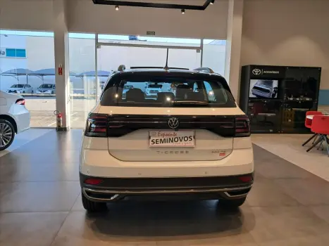 T-CROSS 1.0 200 TSI TOTAL FLEX COMFORTLINE AUTOMÁ