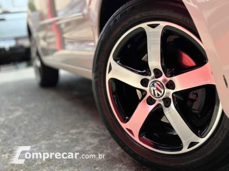POLO SEDAN 1.6 MI 8V FLEX 4P MANUAL