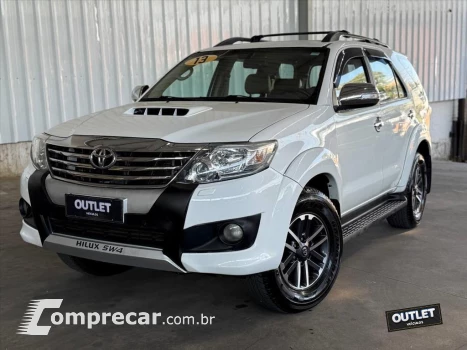 HILUX SW4 3.0 SRV 4X4 7 LUGARES 16V TURBO INTERCO