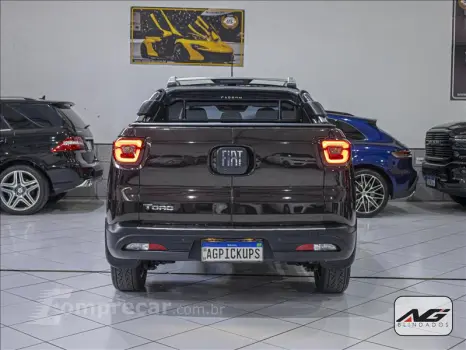 TORO 2.0 16V Turbo Ranch 4WD