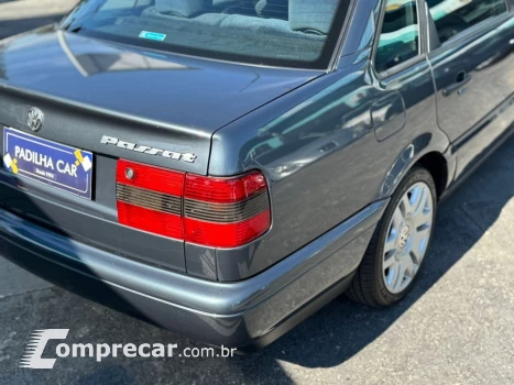 Passat 2.0 4P GL