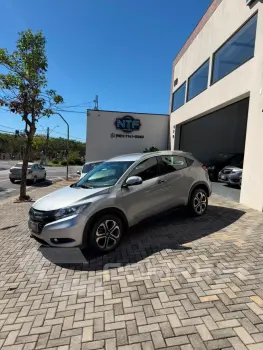 Honda HR-V Touring 1.8 Flexone 16V 5p Aut. 4 portas