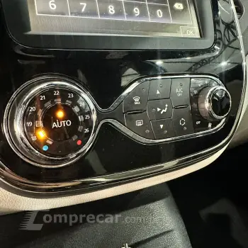 CAPTUR Intense 1.6 16V Flex 5p Aut.