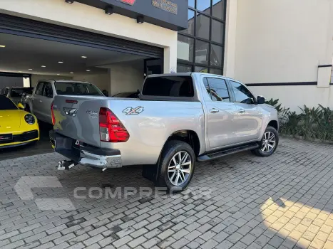 Hilux CD SRX 4x4 2.8 TDI 16V Diesel Aut.