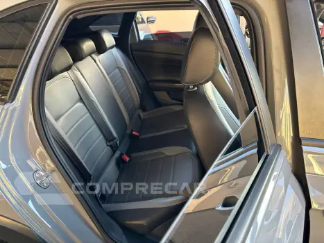 Nivus Highline 1.0 200 TSI Flex Aut.