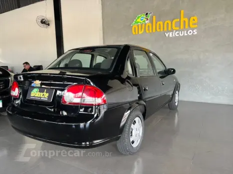 CLASSIC 1.0 MPFI LS 8V FLEX 4P MANUAL