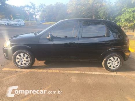 CELTA - 1.0 MPFI LT 8V 4P MANUAL