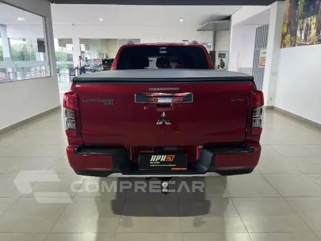 L200 TRITON 2.4 16V Turbo Sport HPE CD 4X4