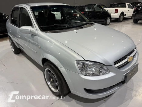 CLASSIC 1.0 MPFI LS 8V FLEX 4P MANUAL