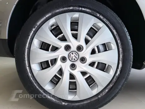 POLO SEDAN 1.6 MI 8V