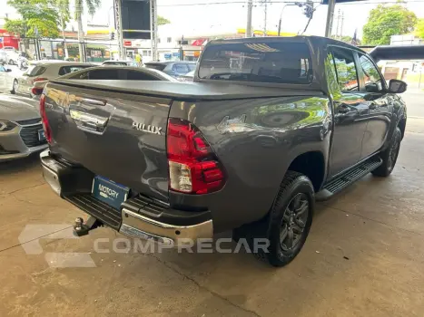 HILUX 2.8 D-4D TURBO DIESEL CD SR 4X4 AUTOMÁTICO