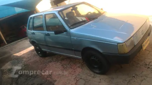 Fiat UNO 1.0 Mille 8V 4 portas