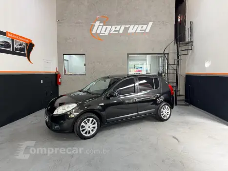 Renault SANDERO 1.6 16V SCE Expression 4 portas