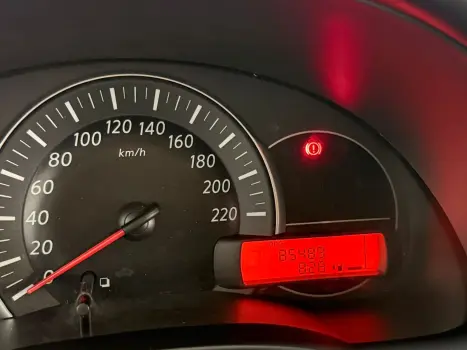 VERSA 1.0 12V FlexStart 4p Mec.