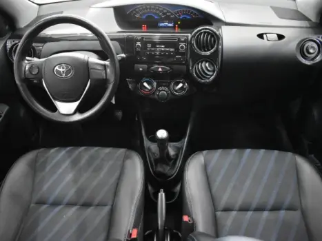 ETIOS HATCH - 1.5 XS 16V 4P MANUAL