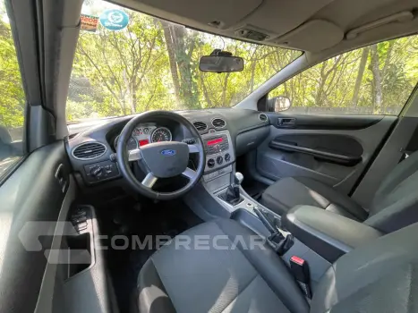 FOCUS 1.6 SE Hatch 16V