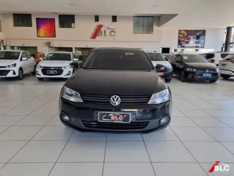 JETTA - 2.0 COMFORTLINE 4P TIPTRONIC