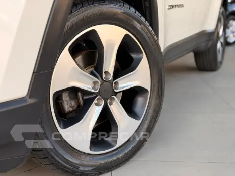 COMPASS 2.0 16V FLEX LONGITUDE AUTOMÁTICO