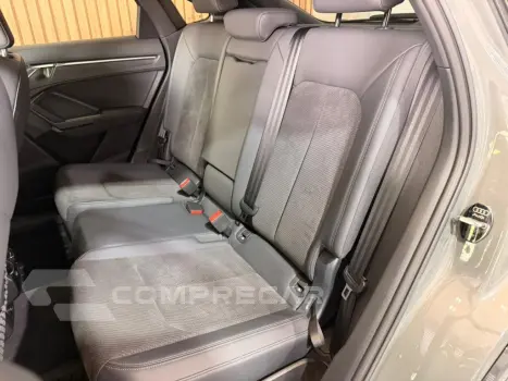 Q3 2.0 40 TFSI GASOLINA SPORTBACK PERFORMANCE BLACK QUATTRO