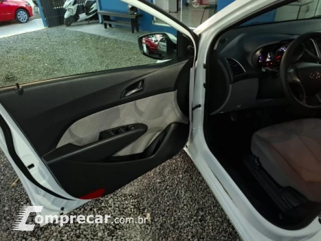 HB20S - 1.0 COMFORT PLUS 12V 4P MANUAL