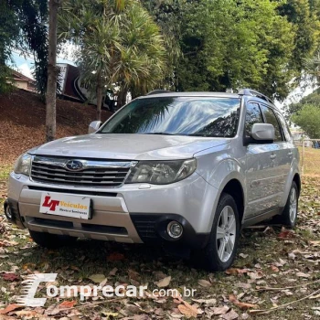 Subaru FORESTER 2.0 LX 5 portas