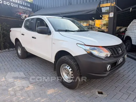 Mitsubishi L200 TRITON 2.4 16V TURBO DIESEL GL CD 4X4 MANUAL 4 portas