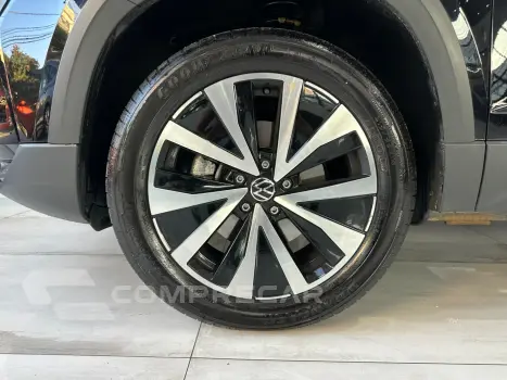 TAOS Comfortline 1.4 250 TSI Flex Aut.