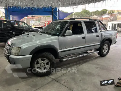 CHEVROLET S10 2.4 ADVANTAGE 4X2 CD 8V FLEX 4P MANUAL 4 portas
