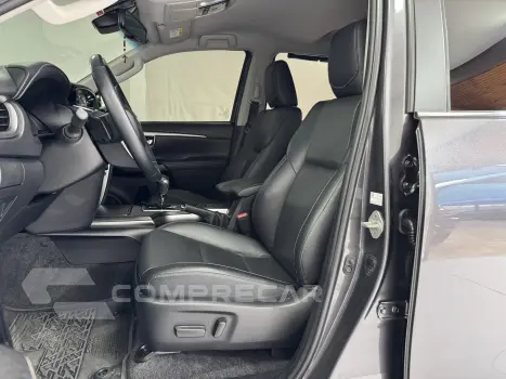 HILUX SW4 2.8 D-4d Turbo SRX 7L 4X4