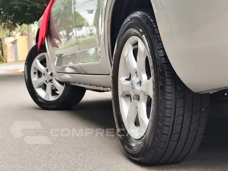 RAV4 2.4 4X2 16V GASOLINA 4P AUTOMÁTICO