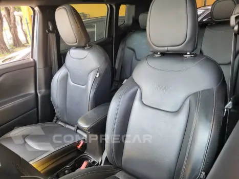 Renegade S T270 1.3 TB 4x4 Flex Aut.