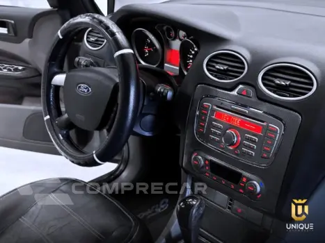 FOCUS HATCH - 2.0 TITANIUM HATCH 16V 4P AUTOMÁTICO