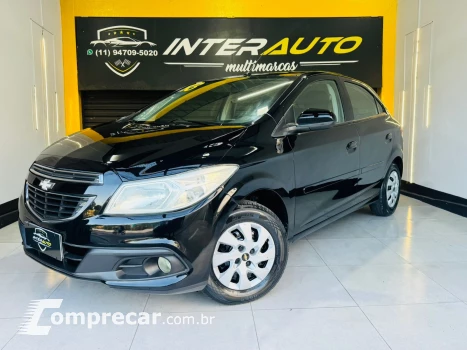 CHEVROLET ONIX 1.0 LT 4 portas