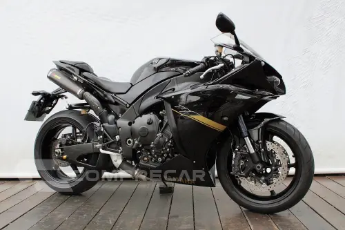YAMAHA YZF R1