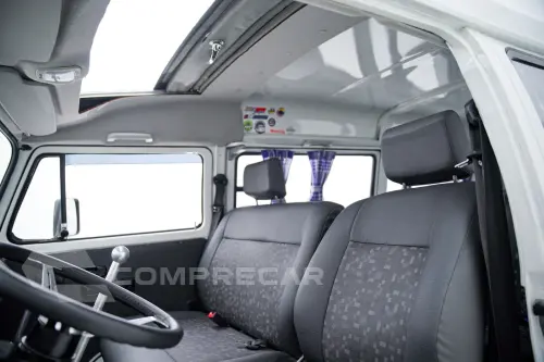 Kombi KOMBI - LOTAÇÃO