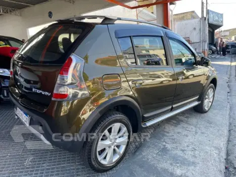 SANDERO - 1.6 STEPWAY 8V 4P MANUAL