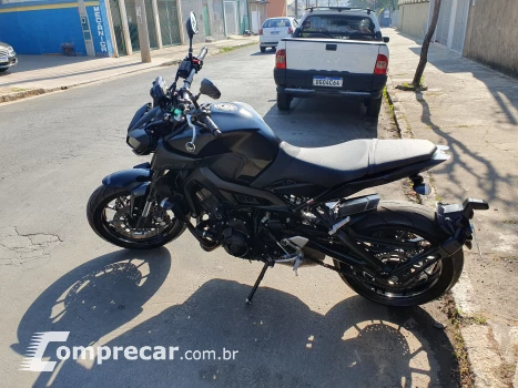 Mt 09 Abs