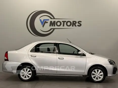 ETIOS 1.5 X PLUS 16V FLEX 4P AUTOMÁTICO