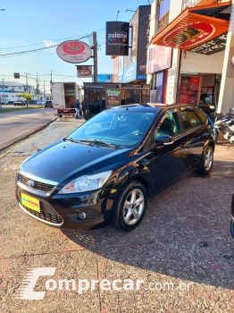 FORD FOCUS 2.0 16V 4 portas