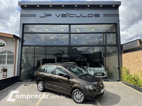 Volkswagen SPACEFOX 1.6 MI Comfortline 8V 4 portas