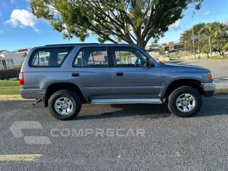 HILUX SW4 2.7 4X4 16V GASOLINA 4P MANUAL