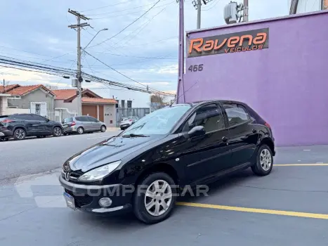 PEUGEOT 206 Presence 1.4/ 1.4 Flex 8V 5p 4 portas